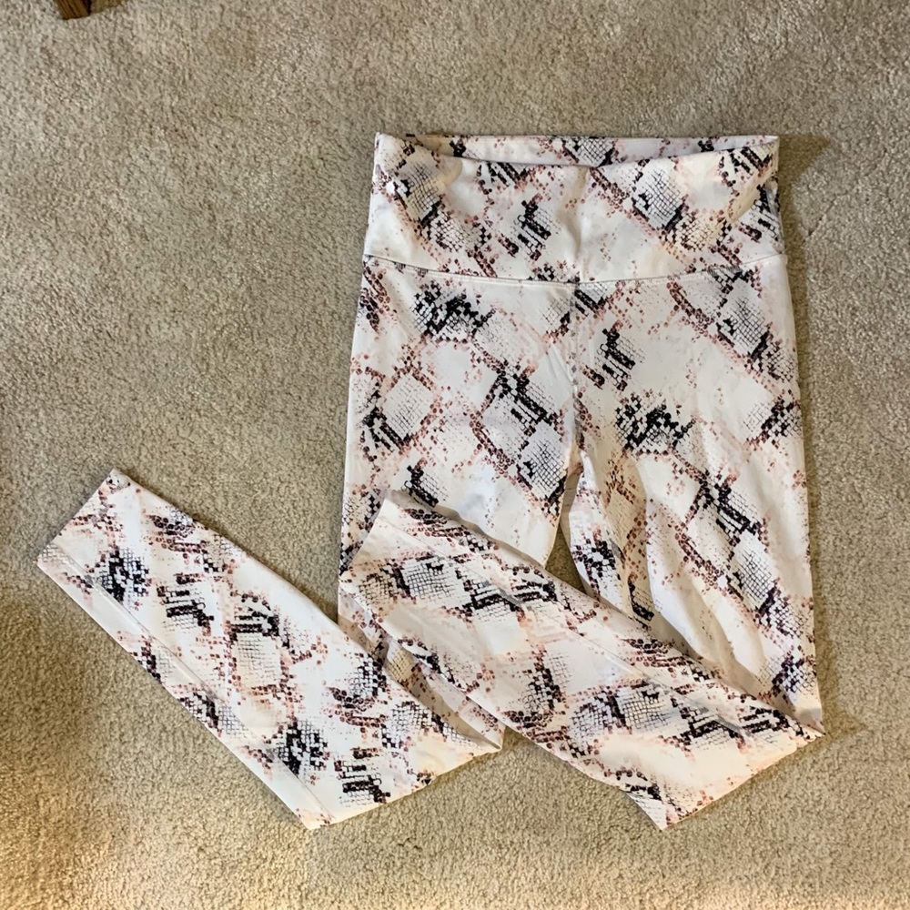 Fabletics UltraCool Leggings